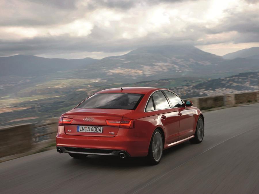  Audi A6 3.0T S-Line Sedan (4G, C7) 2011 года  (WW) (фото 2 из 115)